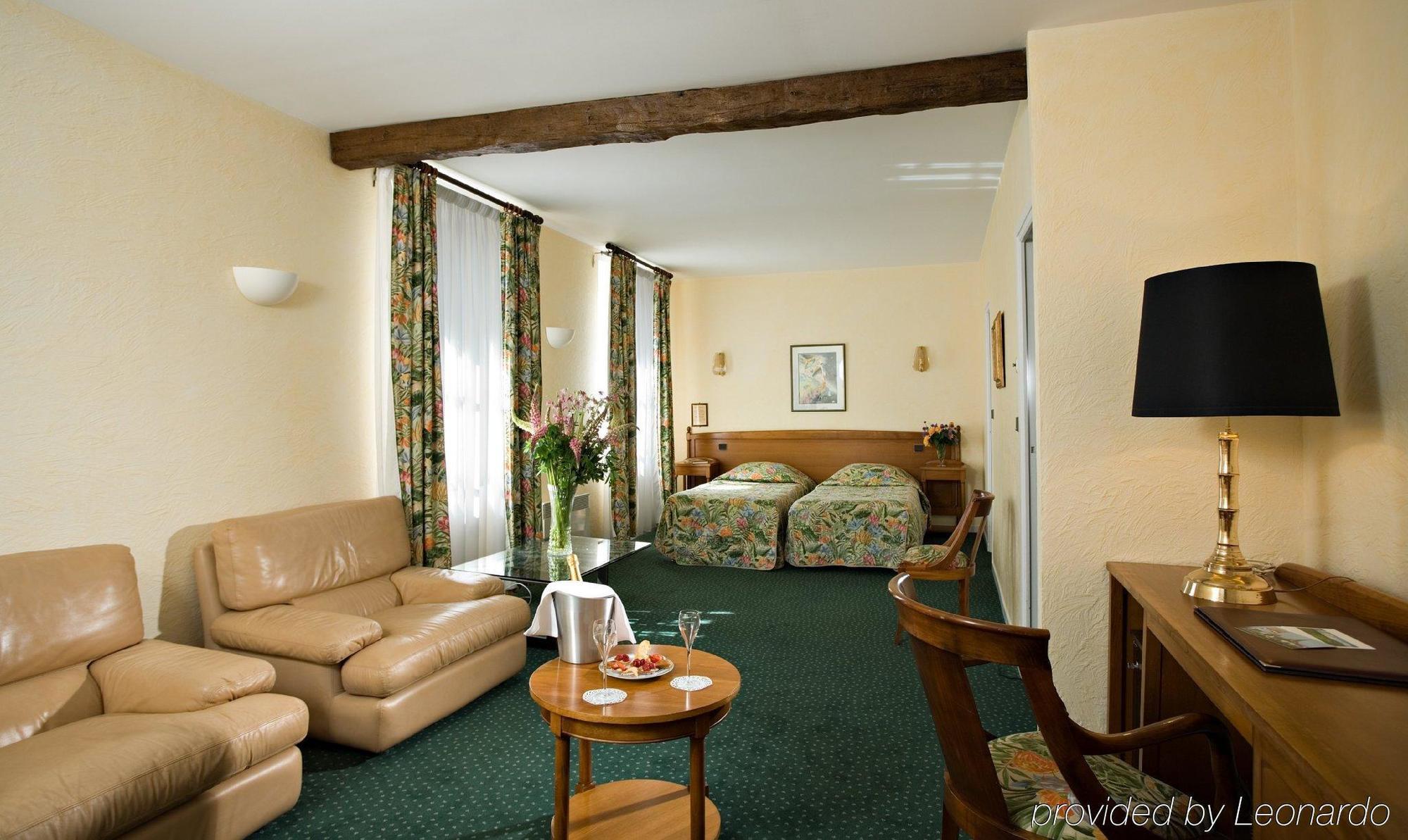 Hotel Les Ursulines Autun Oda fotoğraf